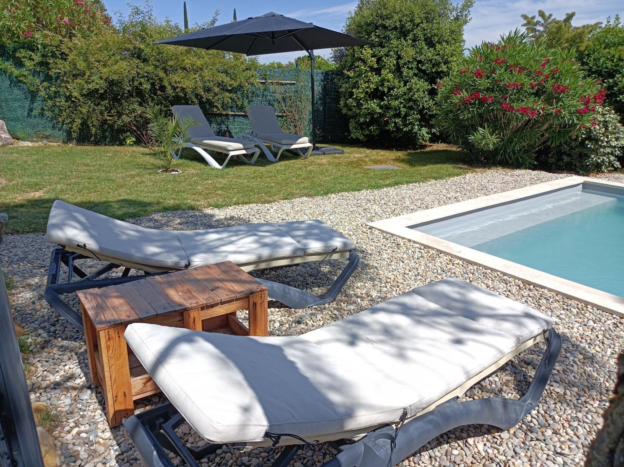 Anduze Gite Les Pins Au "Petit Clos Des Cigales" Massillargues-Attuech Exterior photo